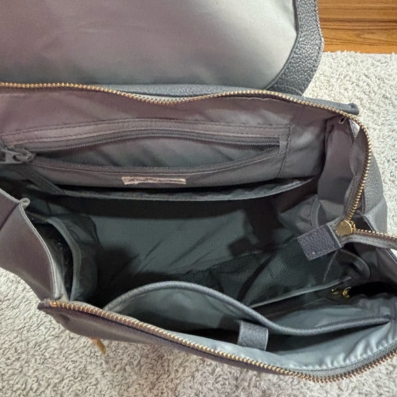 Freshly Picked Leather Diaper bag - Picture 11 of 13
